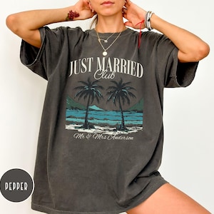 Mr and Mrs Shirts ,Just Married Shirt, Custom Couples Honeymoon Vacation Shirts, Hubby Wifey Shirt, His and Hers Shirts, Honeymoon Vibes Tee