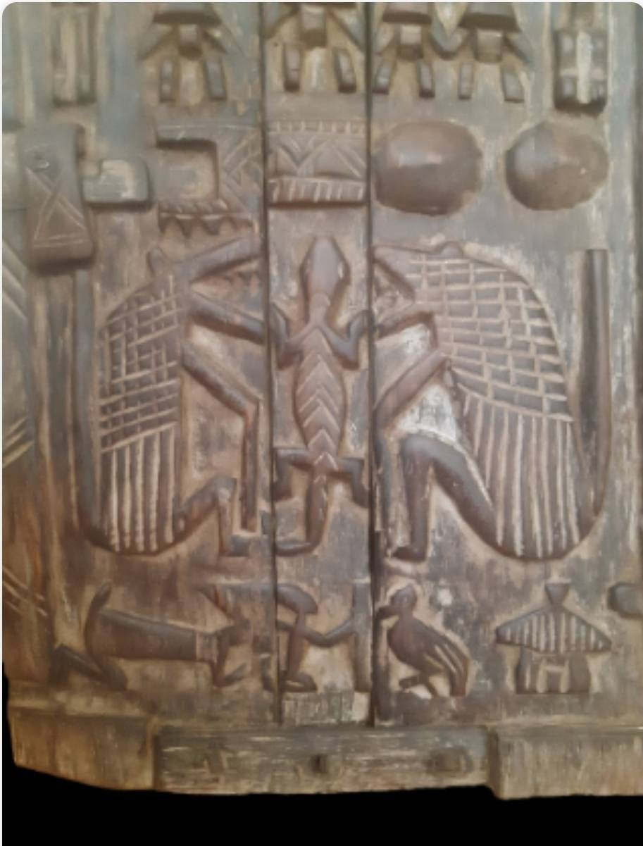 本物のドゴン族の穀物倉庫の扉：木彫りのアフリカ美術 - Etsy 日本