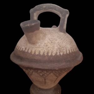 Vintage Rif Vessels – Handcrafted by Berber Women with Unique Geometric Designs, Museum-Quality Moroccan Pottery