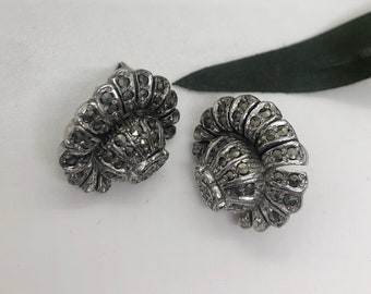 Beautiful Vintage Clip On Shell Design Earrings. Silver Tone Earrings with Marcasite Stones. Abstract Shell Silver Tone Marcasite Earrings.