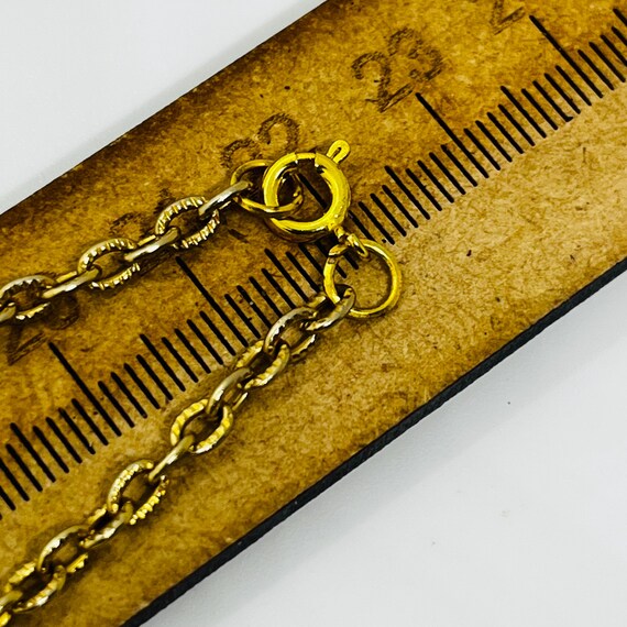 Stunning Simulated Imitation Ruby + Simulated Gre… - image 9