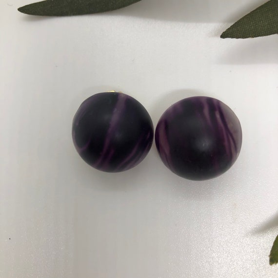 Gorgeous Retro Purple Resin Bead Clip On Earrings… - image 4