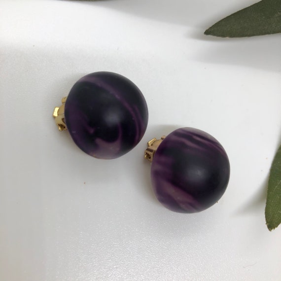 Gorgeous Retro Purple Resin Bead Clip On Earrings… - image 6