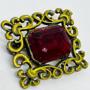 Fabulous Simulated Red Ruby Rectangular Brooch. Stunning Faux Red Ruby Geometric Rectangle Brooch. Brass Tone Red Stones Rectangle Brooch. image 4