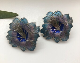 Stunning Enamel Floral Stud Earrings. Pretty Cloisonne Teal Blue + Lilac Enamel Stud Earrings.  Round Cloisonne Flower Enamel Earrings.