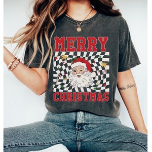 Modna koszulka retro z twarzą Świętego Mikołaja w mojej erze bożonarodzeniowej T-shirt świąteczny z okrągłym dekoltem, świąteczna piżama świąteczna z okrągłym dekoltem, groovy świąteczne piżamy