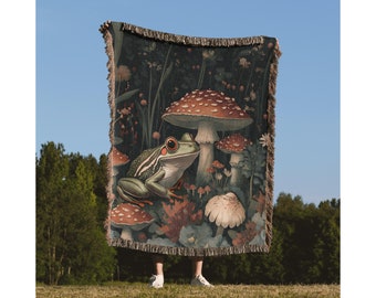 Woven Blanket For Frog Lovers, Retro Cottagecore Witchy Home Decor Gift, Botanical Vintage Gift Throw For Her, Fairycore Mushroom Lover Gift
