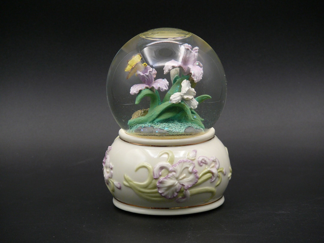 Music Box, San Francisco Music Box, Vintage Music Box, Musical Globe