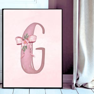 Letra G rosa en acuarela, decoración coqueta, arte femenino para adolescentes, letra para guardería, letra G rosa, inicial con lazo, arte para habitación de bebé, letra G malva