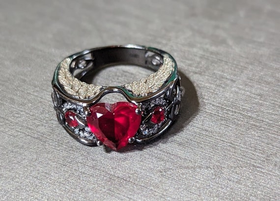 Vancaro ruby hotsell heart ring