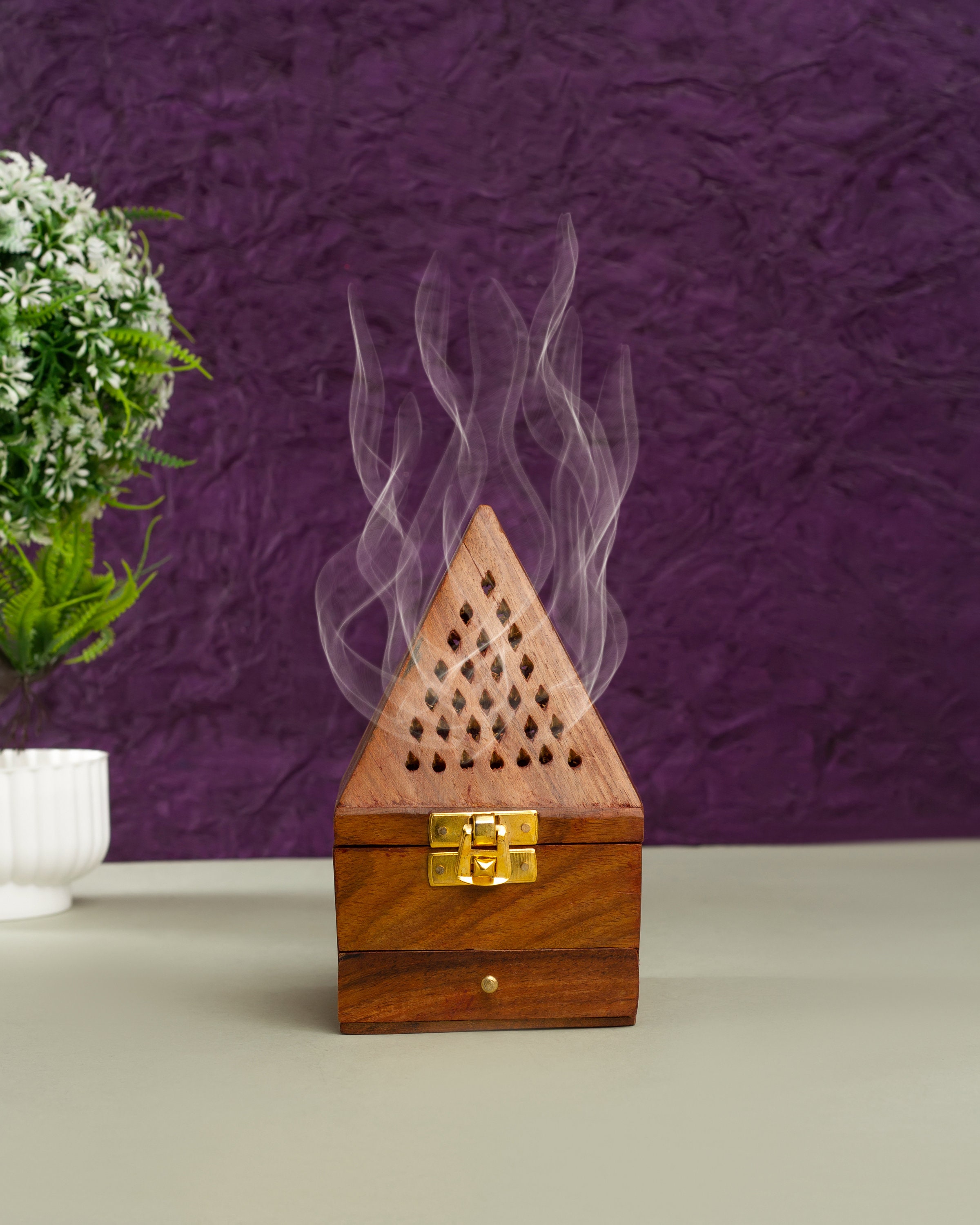 Wooden Bakhoor Burner/traditional Arabic Bakhoor Burner, Udinese