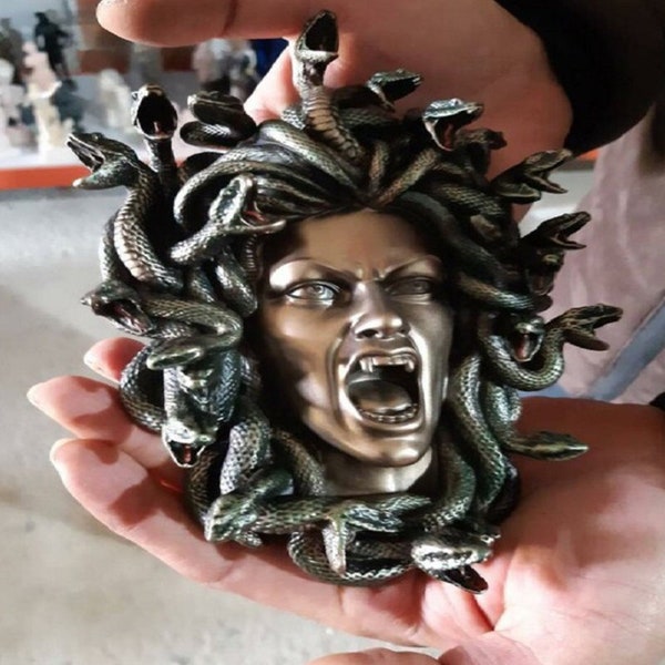 headpiece medusa