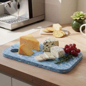 Recycled Plastic Chopping Board & Serving Platter image 4
