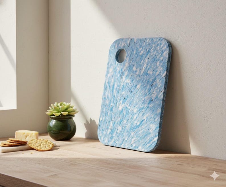 Recycled Plastic Chopping Board & Serving Platter image 5