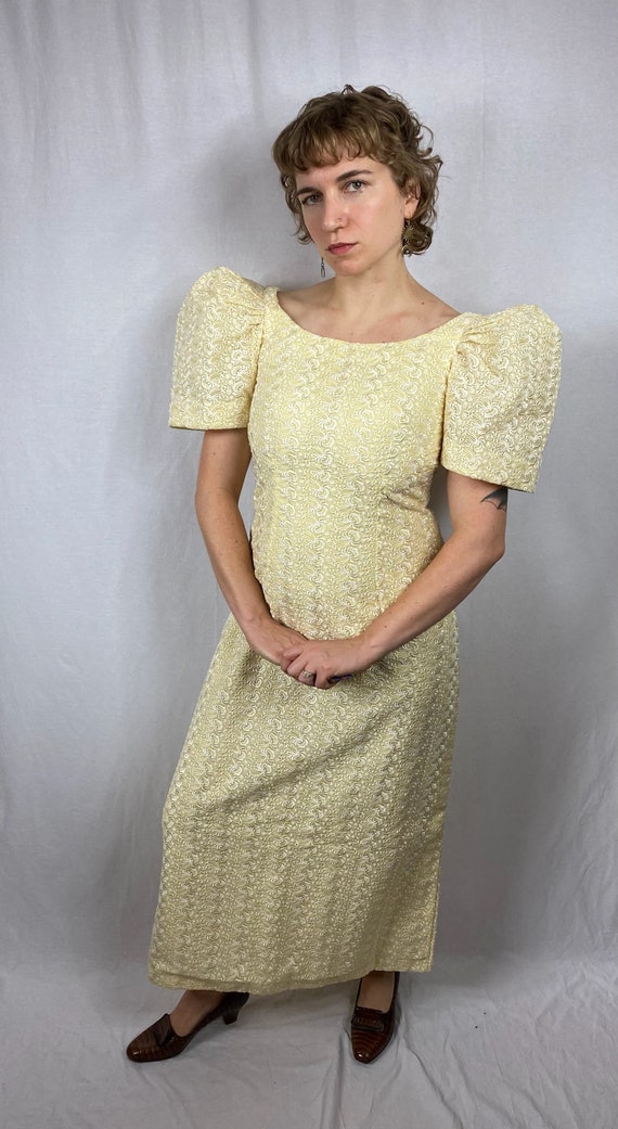 1960s yellow puff sleeve floral lace dress