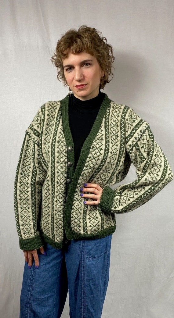 Vintage Husfliden 100 Virgin Moth Proof Wool Green and White Etsy