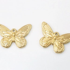 2Pcs Stainless Steel Butterfly Pendant, Butterfly Charm, 18K Gold Butterfly Necklace Pendants, DIY Necklace Charms Jewelry Making 31x21mm