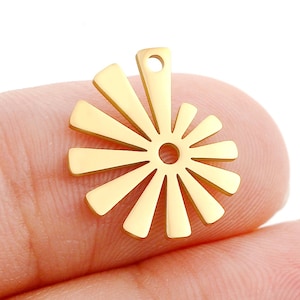 4Pcs Stainless Steel Sun Pendant, Gold Sun Charms, Sun Necklace Pendant, Sun Earring Charm for Jewelry Findings Wholesale Supplies 14x16mm