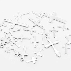 50Pcs Mix Size and Shapes Stainless Steel Cross Charms, Cross Pendant, Laser Cut Earrings Findings, Bracelet Charms for Making Jewelry