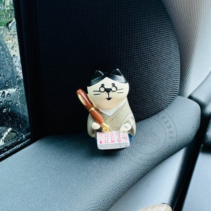 Cute Cat Writing Letter Car Dashboard Decor, Lovely Cat Figurine, Women Car Ornament, Cat Ornament, Car Accessories, Cat Lover Gifts