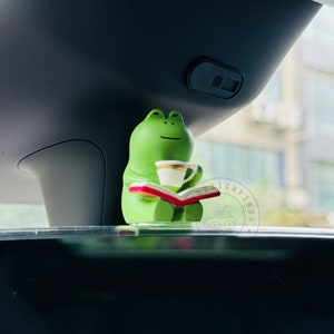 Cartoon Frog Car Dashboard Decor, Lovely Frog Figurine, Women Car Screen Ornament, Animal Desktop Ornament, Car Accessories, Desktop Decor