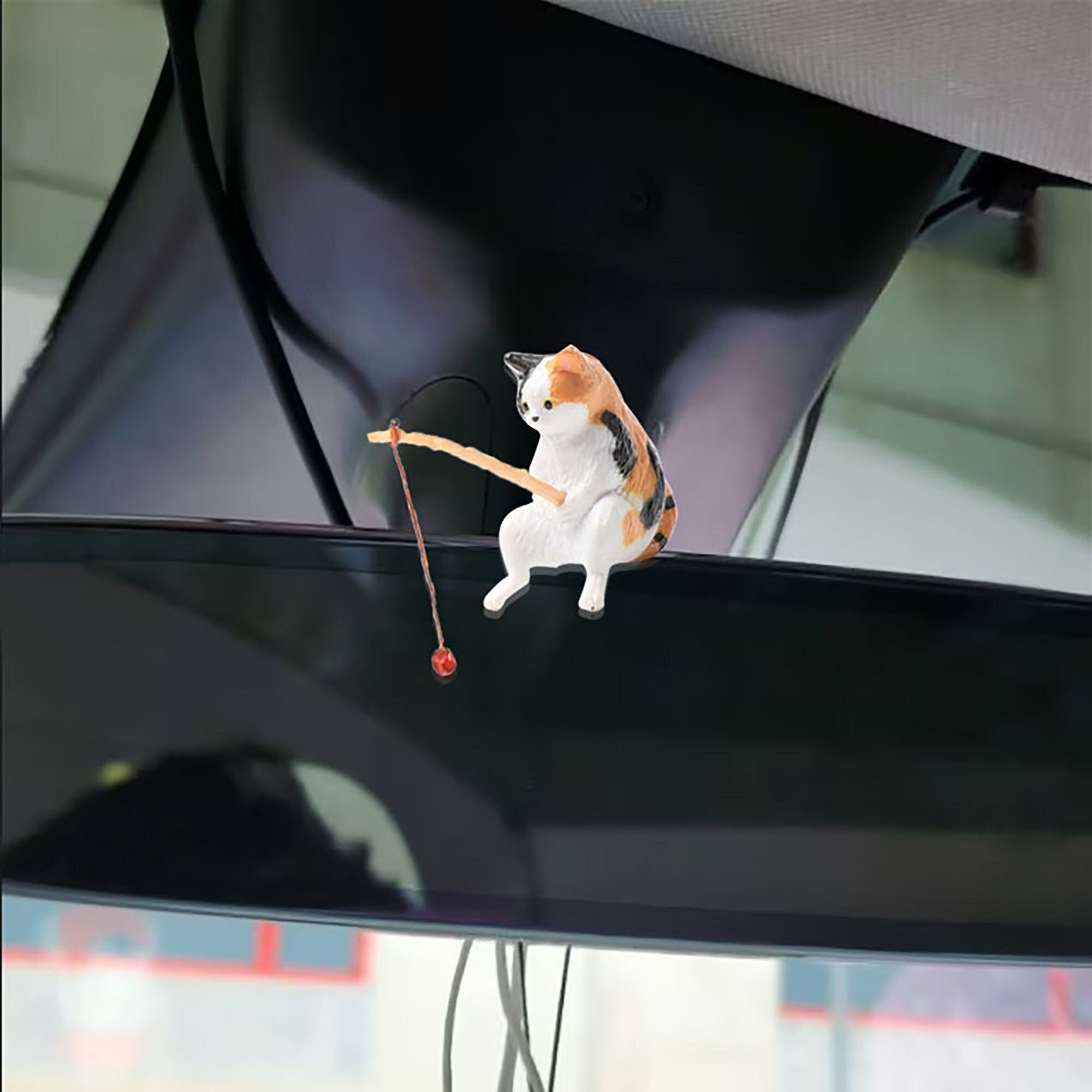 Lustige Gips Anime Ente Auto Spiegel Anhänger Cartoon niedliche Auto  Innendekoration Anhänger für Autoprodukte Innenraum Zubehör
