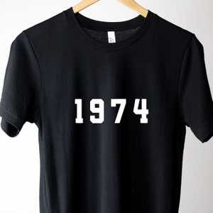 Camiseta de 1974, camiseta del 51.º cumpleaños, nacido en 1974, camiseta del 51.º cumpleaños, camiseta de cumpleaños de 1974, camiseta de 1974, regalo de cumpleaños de 1974, est. 1974, 1974