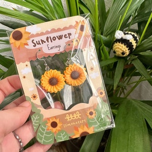 Sunflower earrings dangle / SunFlower Kawaii accessory Autumn vibes Sunflower, Dangler Earrings, Quirky / sunflower earrings for women imagen 2