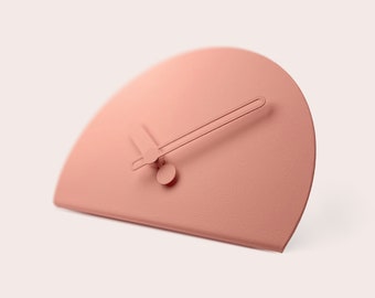 Reloj de repisa de metal hecho a mano, decoración minimalista, tono femenino