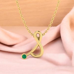 Collar de oro, collar con letras, collar con nombre, regalo de collar personalizado, regalo de cumpleaños de mayo, collar de oro, collar de esmeraldas, HUZURR