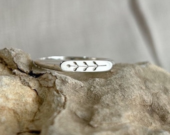 Olive branch ring, 925 sterling silver