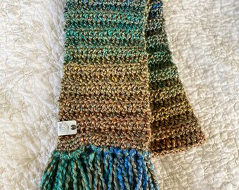 Ribbed crochet scarf