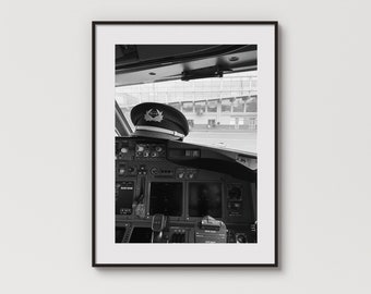 Monochrome | Flight Deck