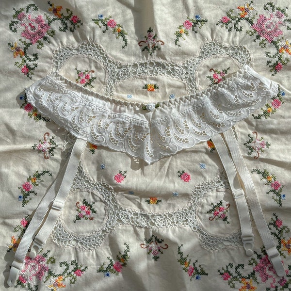 Vintage Garter Belt - Etsy