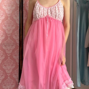 1960s Dorothy Perkins pink nylon frilly lace ribbon bow babydoll
