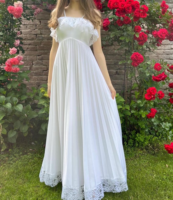 empire waist renaissance dresses Renaissance Dress - Empire Dress main image 1
