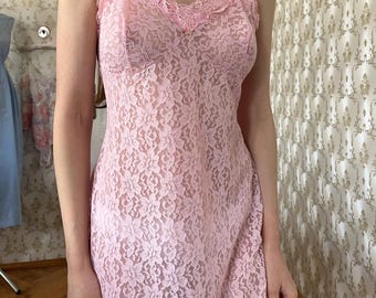 Vintage 1960s St Michael Baby rosa Nylon Slip Dress, Durchsichtig Slip, Nachthemd