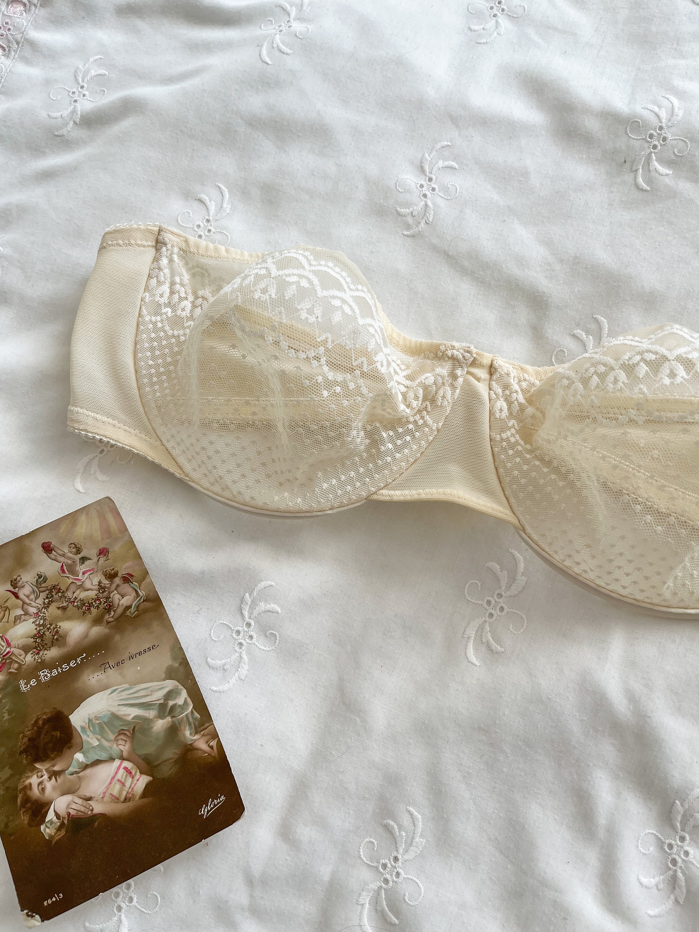 Vintage Bra Lace 