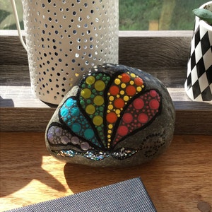 Hand Painted Rainbow Butterfly on Natural Rock, Painted Decorative Rock