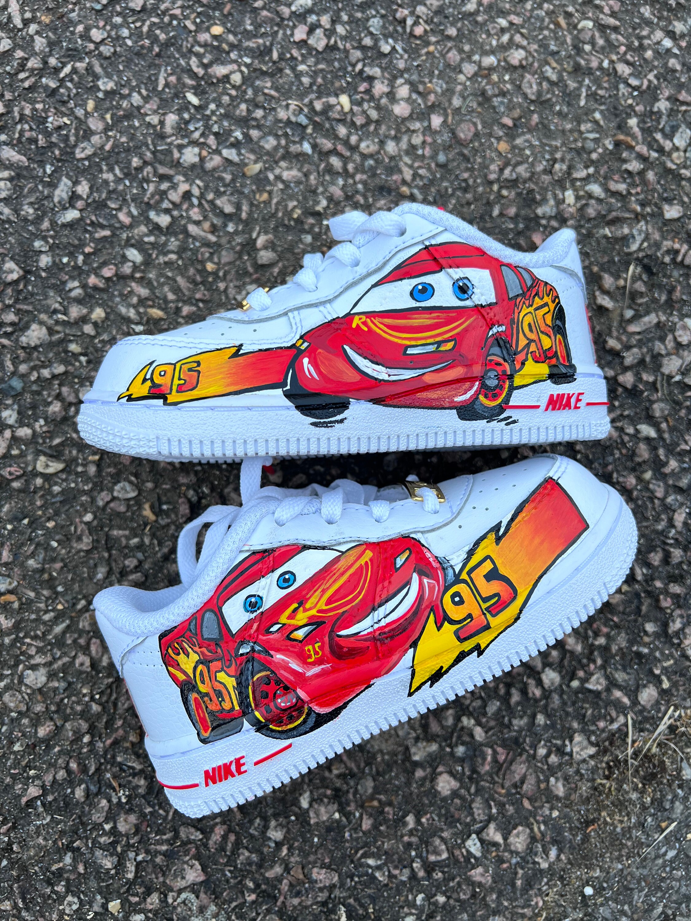 Schoenen Jongensschoenen Sneakers & Sportschoenen Pixar auto's luchtmacht mater McQuien 