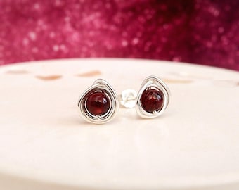 Garnet Stud Earrings in Hammered Silver, January Birthstone Handmade Jewellery, Gift Wrapped