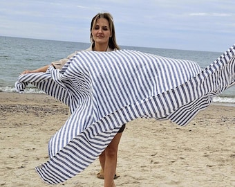 Luxury Oversized Beach Blanket Extra Large Linen Beach Towel Blue Striped Beach Blanket Compact Beach Towel With Case Summer Gift