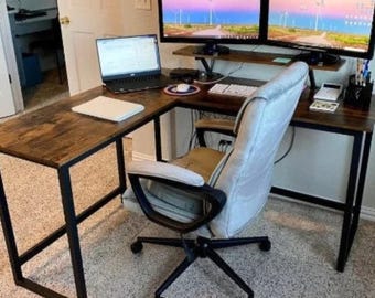 Escritorio de esquina industrial, escritorio de computadora en forma de L, escritorio de PC industrial, escritorio de oficina grande, escritorio de secretaria con soporte para monitor