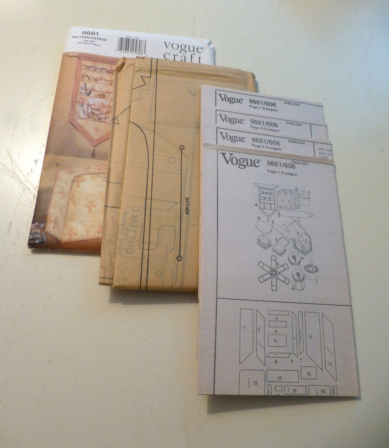 Vogue Sewing Pattern 9661, Uncut FF, Sewing Accessories and Wall ...