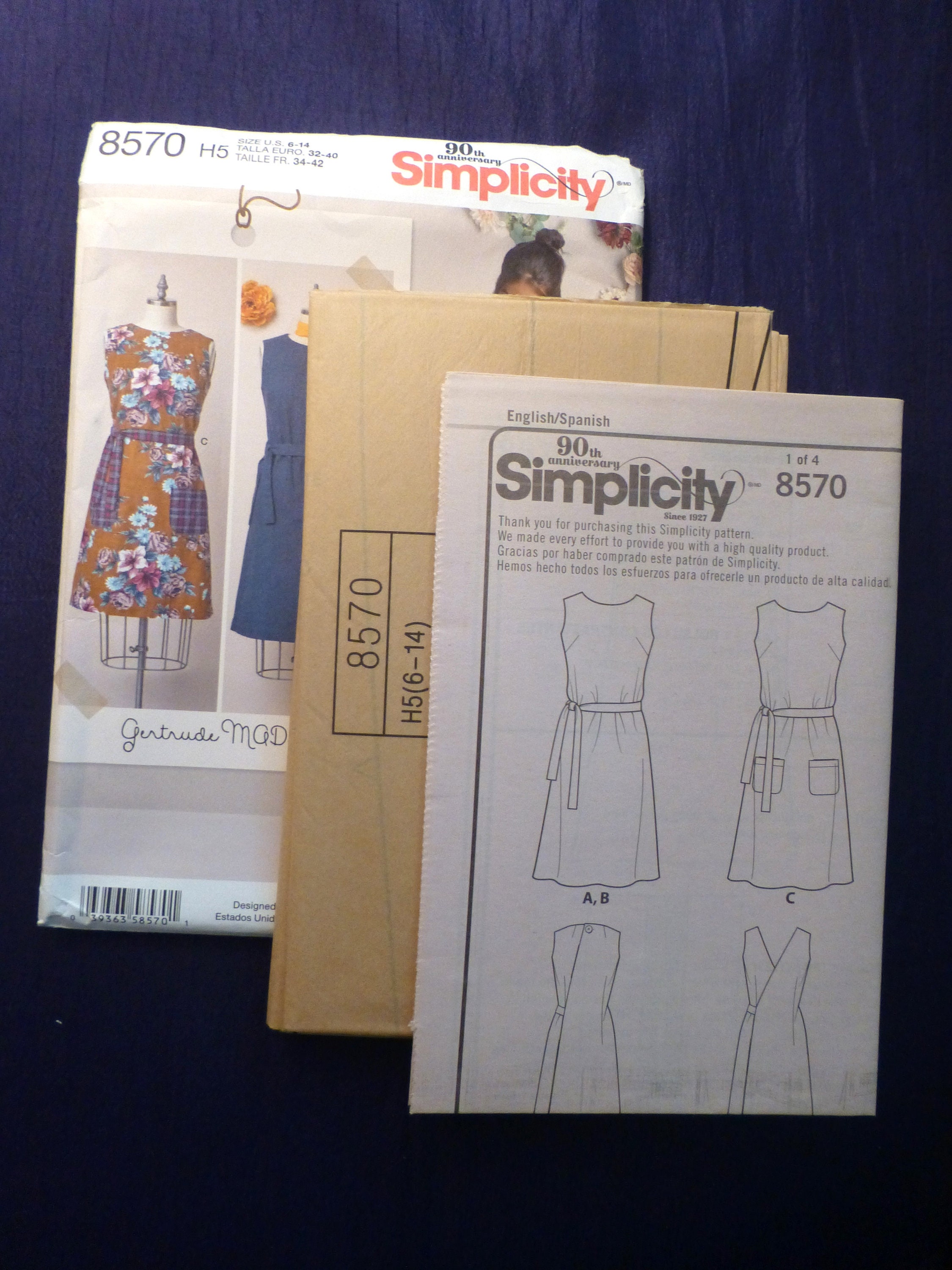 Simplicity 8570 Sewing Pattern: Gertrude Made Wrap Dress, Sizes 6