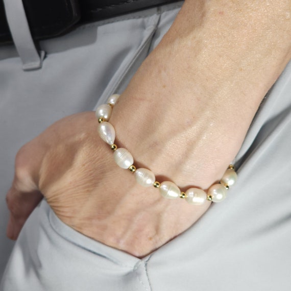 2A White Pearl Beaded Stretch Bracelet with 24k Gold | 6-7mm Genuine Natural Gemstone | Handmade to Order