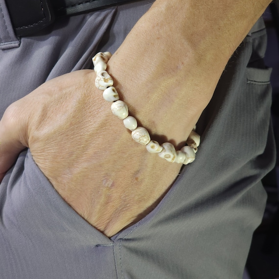 Howlite Skull Stretch Bracelet | 8mm/6mm Healing Cryatals | Handmade to Order
