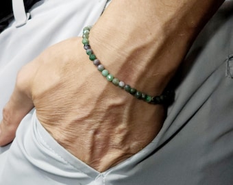 Echtes Smaragd Perlen Minimalist Stretch Armband | 4 mm Natürlicher sambischer Edelstein | Handgemacht, um zu bestellen