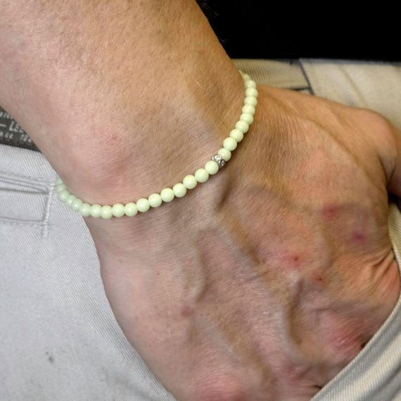 Green Handmade Beaded Minimalist Glow Bracelet | 4mm | Round Luminous Stone/Glass