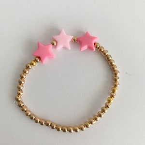 🌸clay bead bracelet!with Yellow And Pink Clay Beads And A Star Charm!🌸